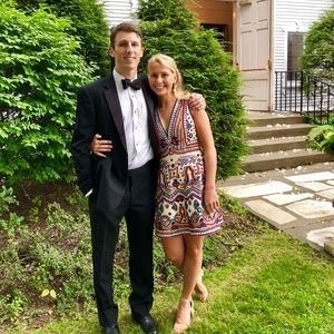 Meet your Posher, Hayley